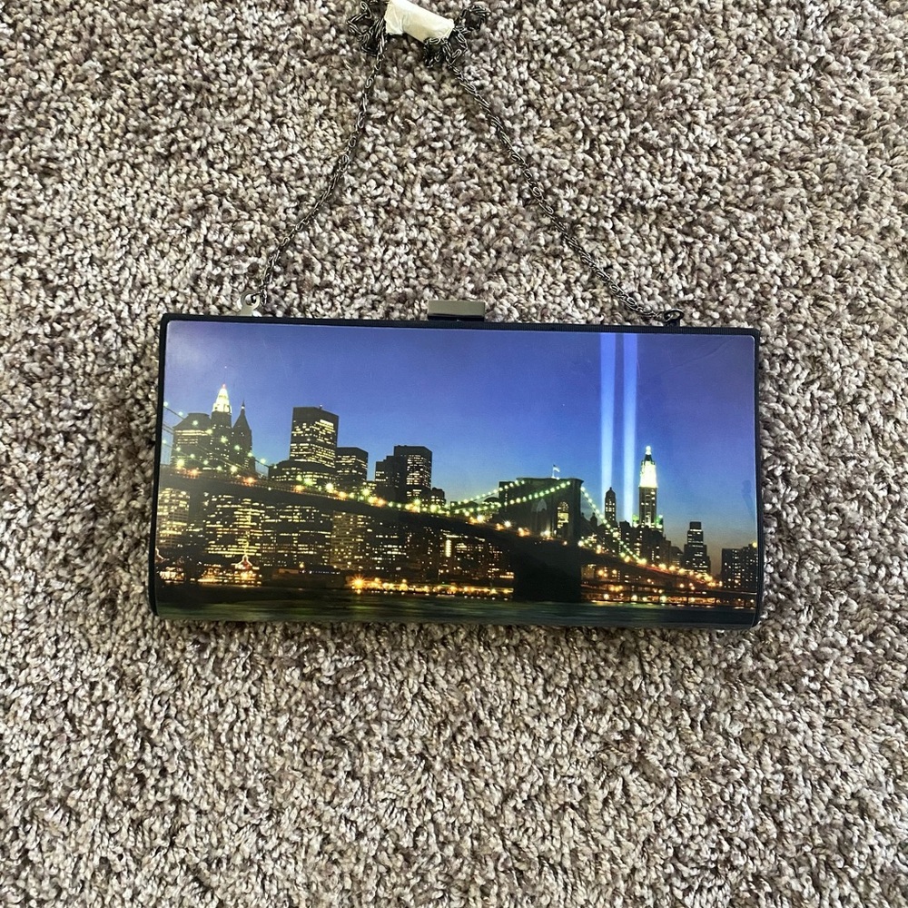 City clutch